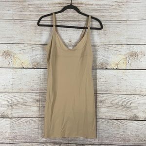 Maidenform Flexees Ultimate Slimmer Wear Your Own Bra Slip 2541 2XL Body Beige